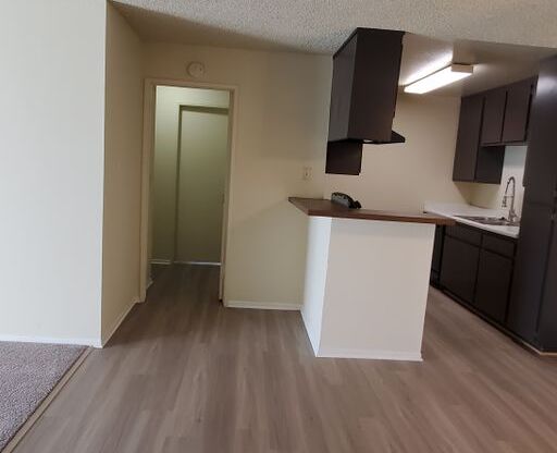 2 beds, 2 baths, 960 sqft, $2,595, Unit 321