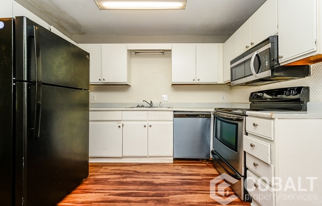437 Creekview Court