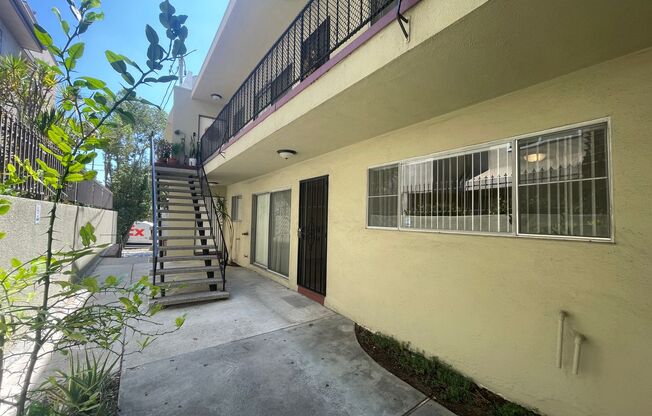 529 N. Adams St. Glendale CA