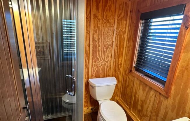 Studio, 1 bath, 275 sqft, $1,550