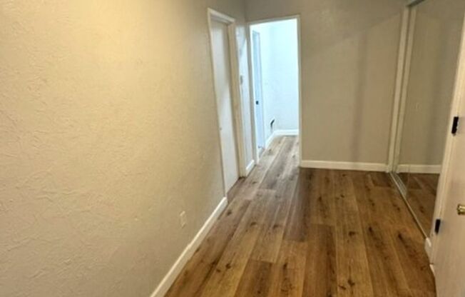 1 bed, 1 bath, 460 sqft, $1,995, Unit 9