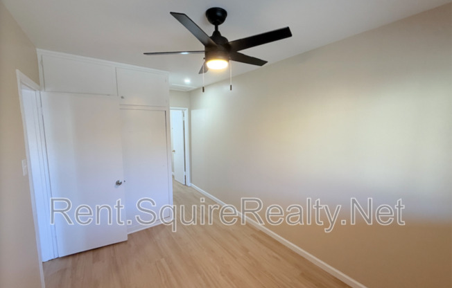 936 W Foothill Boulevard