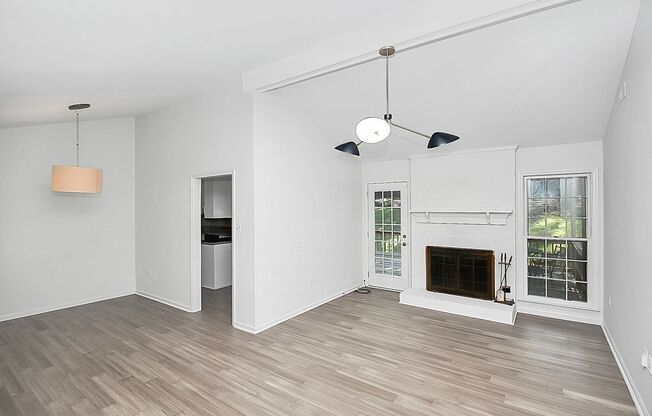 Exquisite South Charlotte Ranch, Move-In Ready
