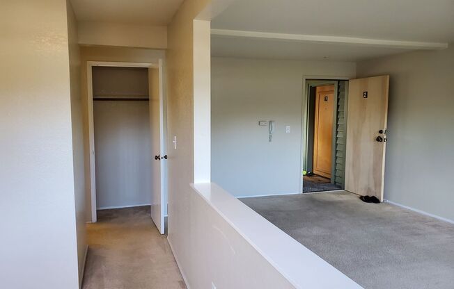 H036445Z -REF ( Sage Apartment )