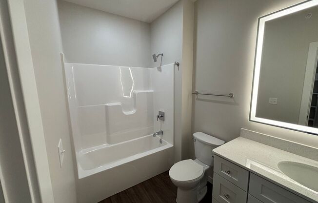 1 bed, 1.5 baths, 941 sqft, $1,745, Unit 220 - L1028 LOFT