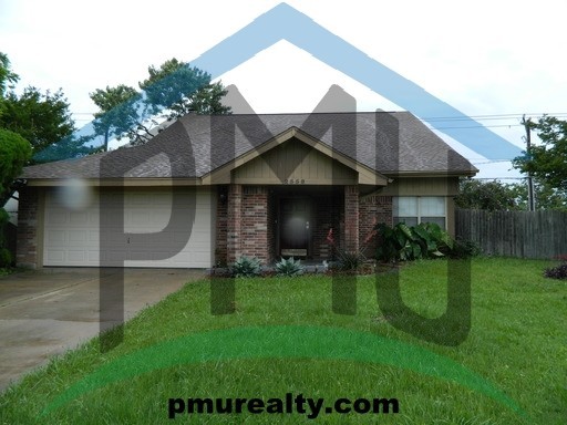 AVAILABLE NOW!!! Lovely 3-bedroom, 2.5-bathroom home in Grand Prairie, TX