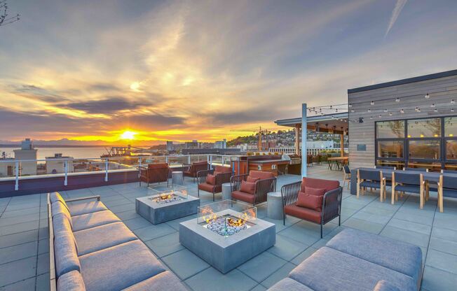 Rooftop Deck with amazing views