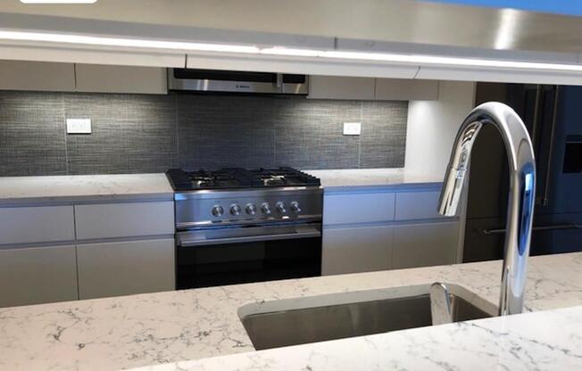 2 beds, 2 baths, 1,075 sqft, $8,595, Unit 14A