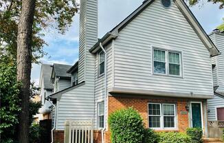928 ANDREWS REACH