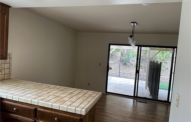 22518 SAN LUIS