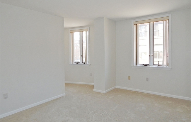 2 beds, 1 bath, 1,201 sqft, $3,400, Unit 230