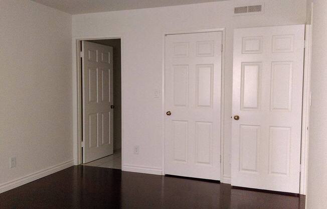2 beds, 2 baths, 960 sqft, $2,795, Unit 105