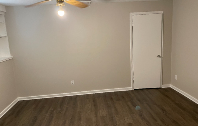 3230 MEADOWLARK LN