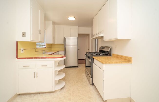 22814 - 22832 Alice St.