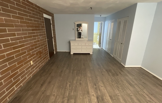 2 beds, 2 baths, 1,093 sqft, $2,400, Unit 613