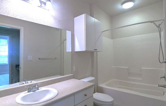 Spacious 1x1 768 square feet! New flooring! Includes Balconette!