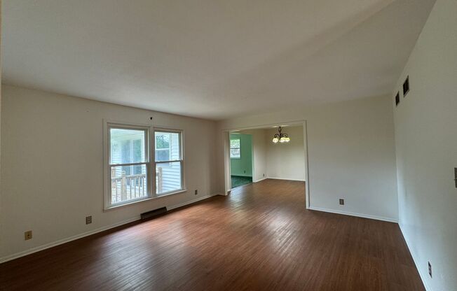 3025 Greenbrier Avenue