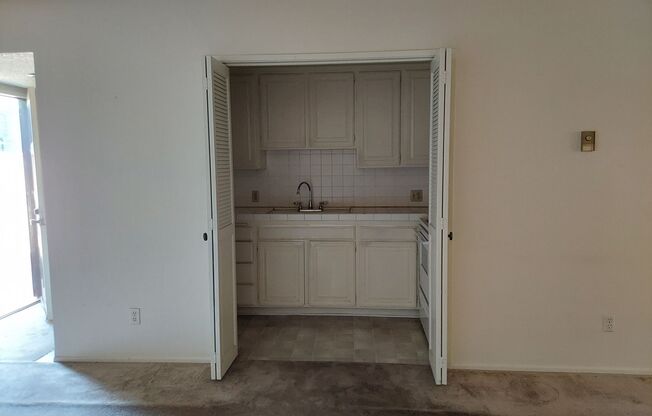 1 bed, 1 bath, 600 sqft, $1,695