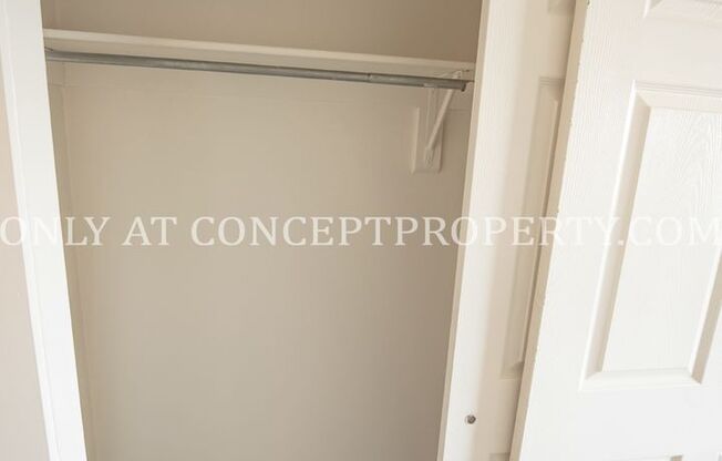 Studio, 1 bath, 360 sqft, $710, Unit 298