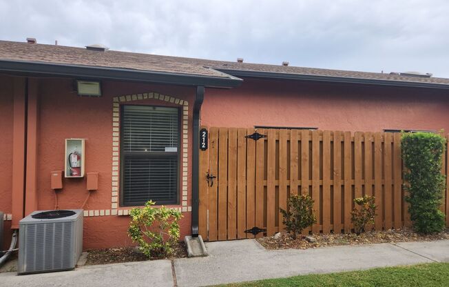 2 beds, 2 baths, $1,600