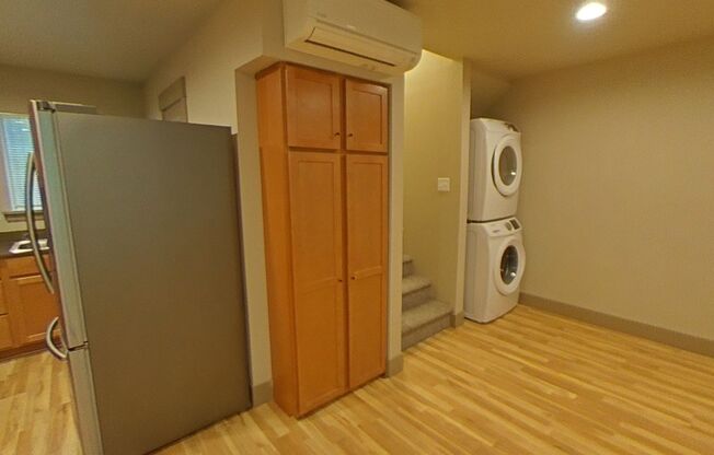 160 East 15th Ave