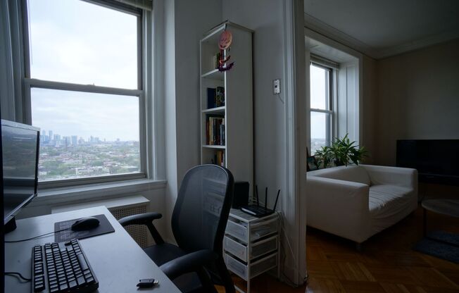 Studio, 1 bath, $1,595, Unit 1704