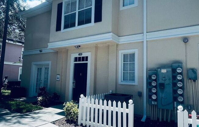 COMING SOON - 4-bedroom, 3-bathroom townhouse in Kissimmee !