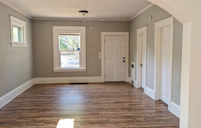 826 W. Grand, 3 bedroom house with basement and garage