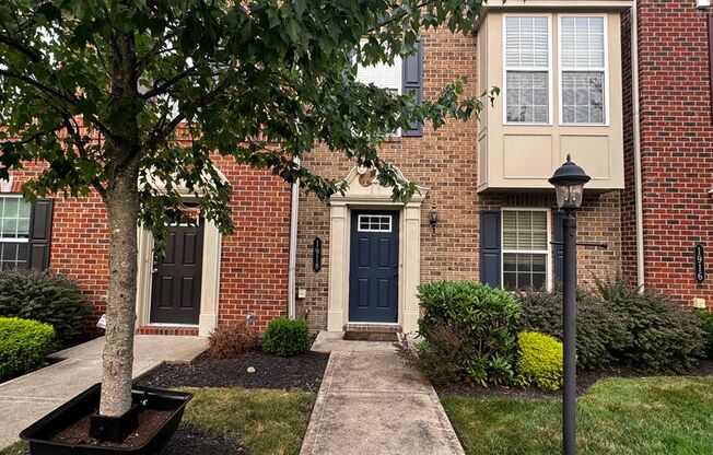 Beautiful Townhome located in Sewickley!