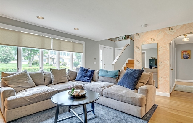 44 WILLIAMS RD