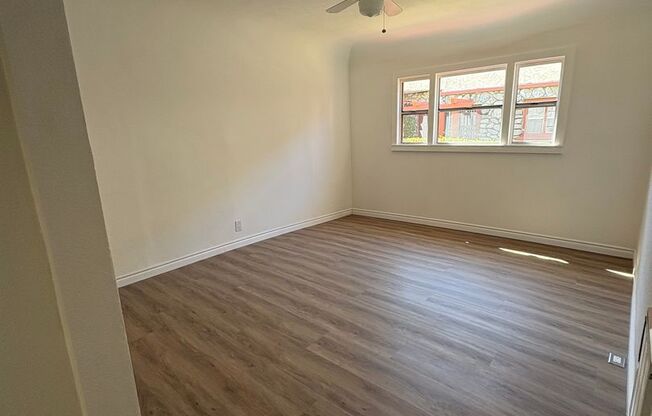 Studio, 1 bath, 400 sqft, $1,495, Unit 15B