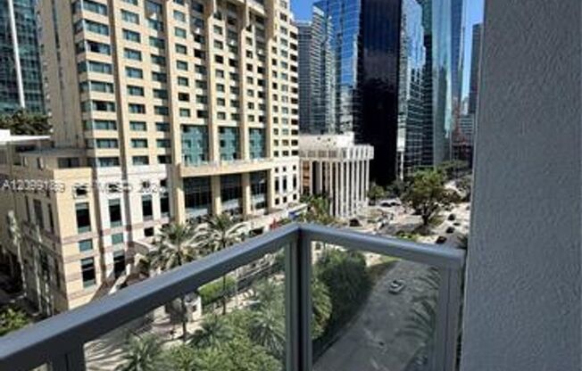 1 bed, 2 baths, $3,600, Unit # 811