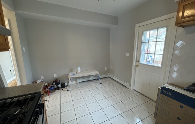 27 ALT MONTROSE ST