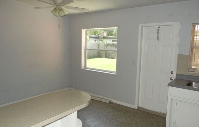 2 bed, 1.5  bath in a quiet neighborhood