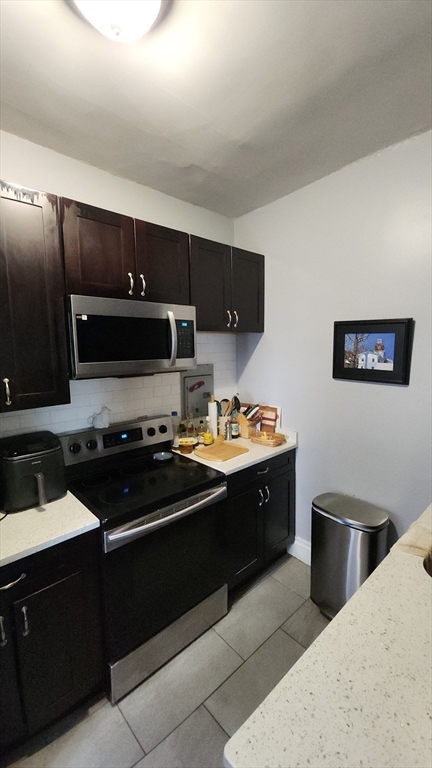 1 bed, 1 bath, 524 sqft, $2,900, Unit 6