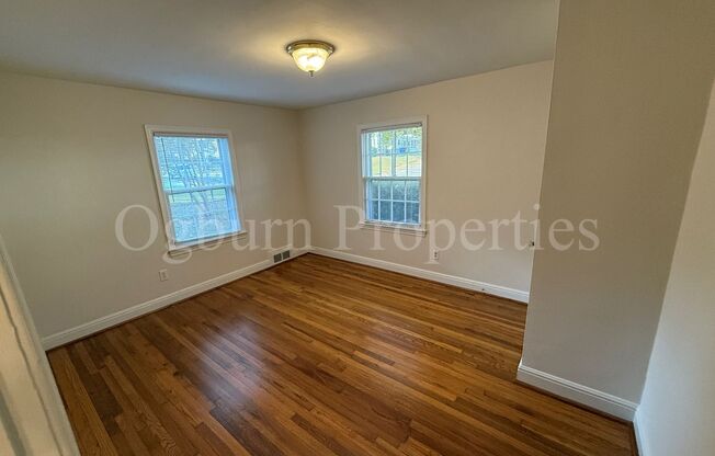 3 beds, 1 bath, $1,495