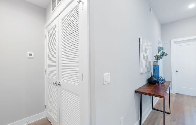 1 bed, 1 bath, $1,400, Unit 303