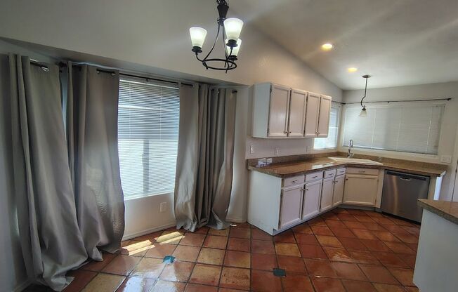 2709 W. Firebrook Road (85741)