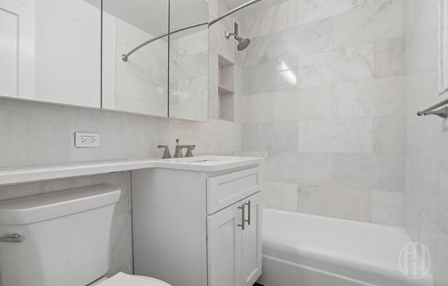 1 bed, 1 bath, $6,995, Unit 1932