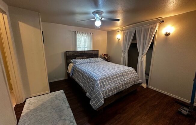 3 beds, 2 baths, $2,000