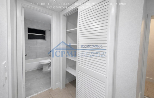 1 bed, 1 bath, 744 sqft, $1,725, Unit 38