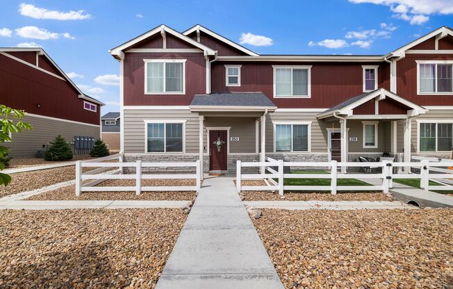 Beautiful 3-Bedroom Townhome with Park Views- Available NOW!