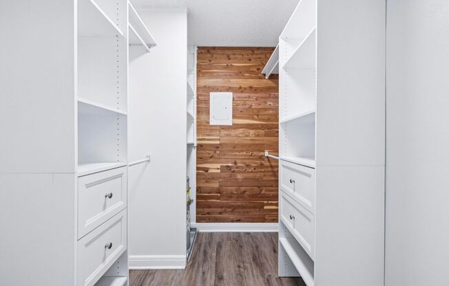 Studio, 1 bath, 325 sqft, $2,395, Unit 112