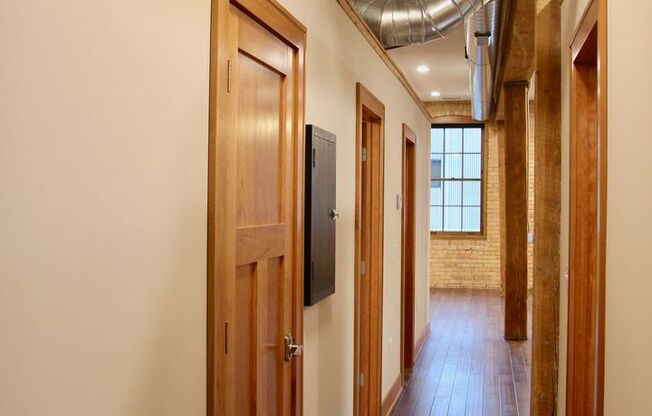 2 beds, 1 bath, 1,121 sqft, $1,995, Unit 209