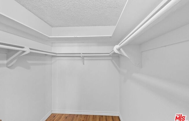 2 beds, 2 baths, 1,071 sqft, $4,100, Unit 801