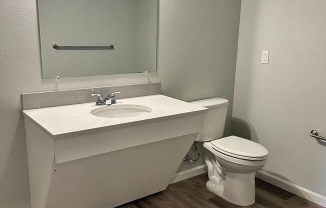 1 bed, 1 bath, 798 sqft, $1,350, Unit 211-G339