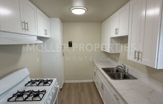 2 beds, 1 bath, $2,200, Unit balb