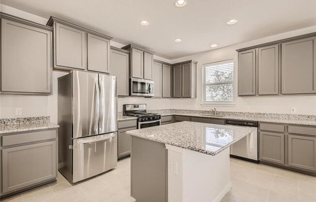 416 ARROWHEAD VINE ST