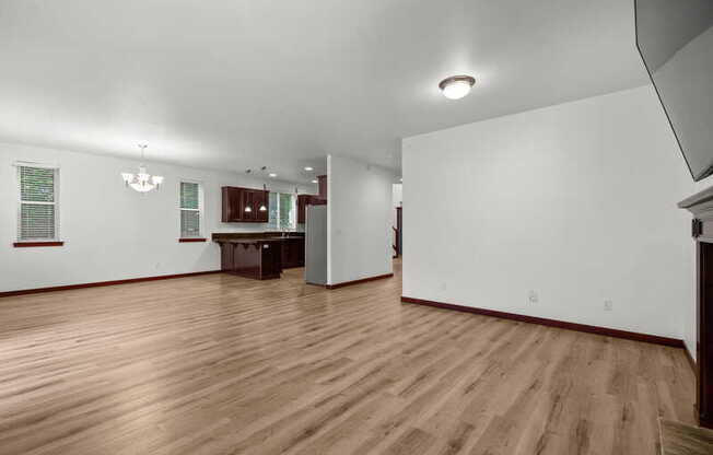 18410 42 AVE SE