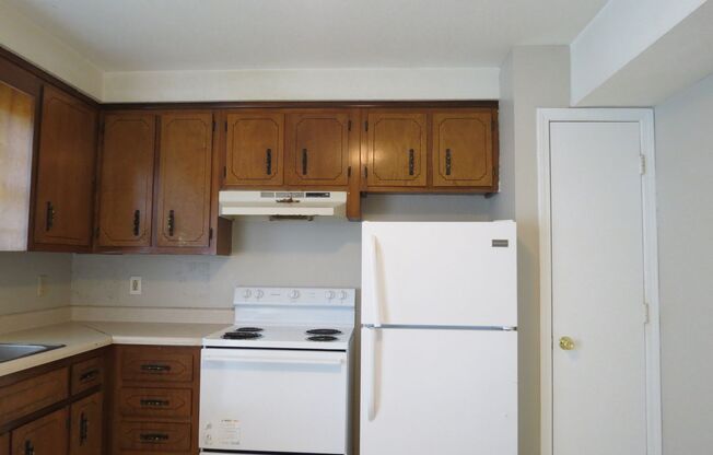 Peabody Dr. - 381 (Units 1 - 4)